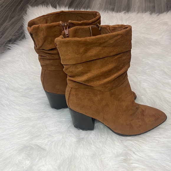 Apt 9 Women's heeled boots 7 1/2 - Picture 2 of 10